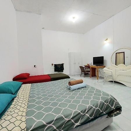 Rumah Rehat Qnm Holidays Kuala Terengganu Ngoại thất bức ảnh